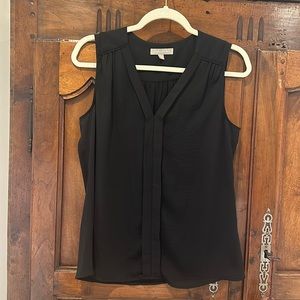 Banana republic sleeveless V-neck blouse